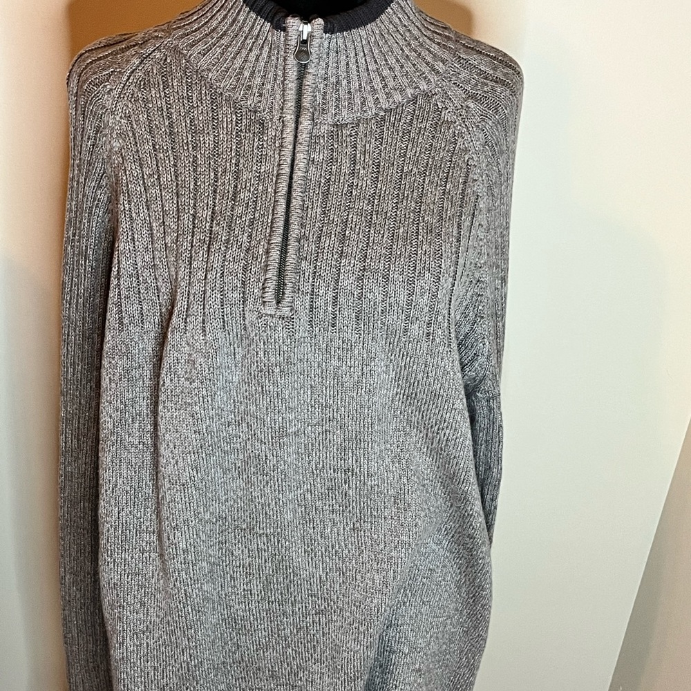 Men’s Xl Columbia pullover sweater